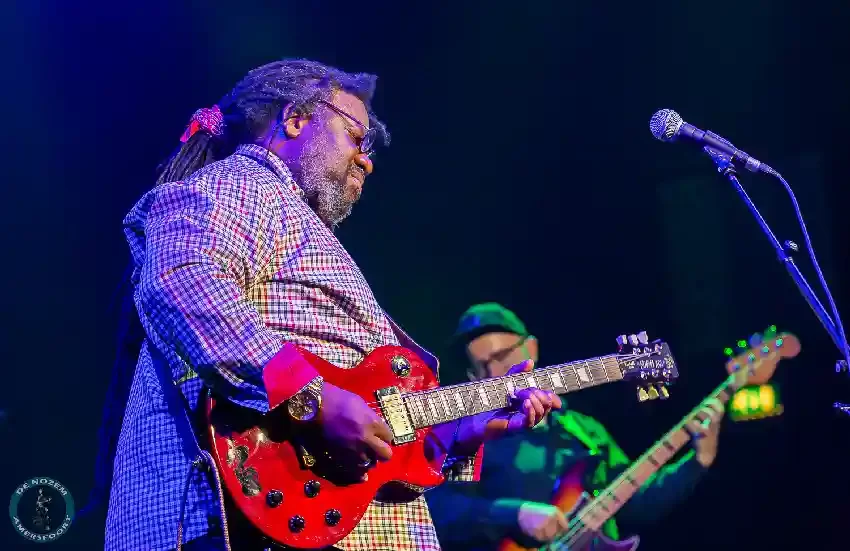 Flirting with the Blues