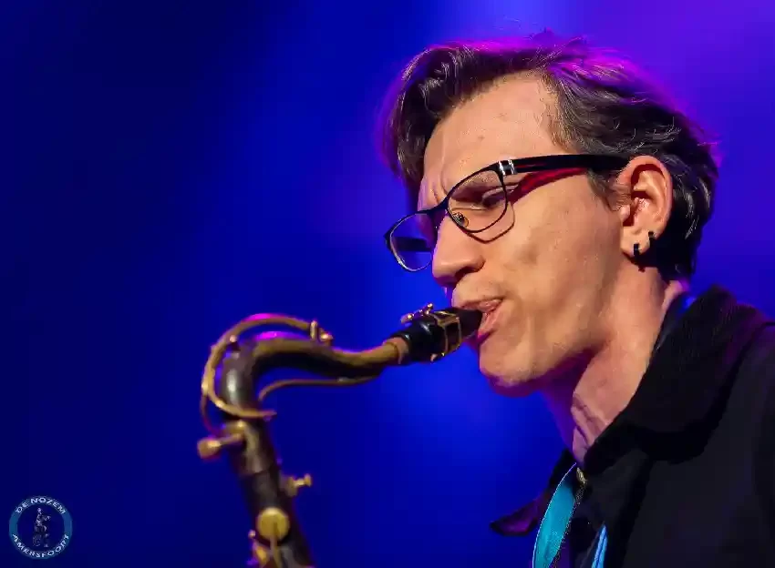 Flirting with the Blues